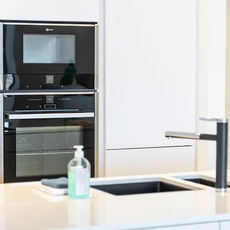 New Luxury First Line Sea View Apartamento