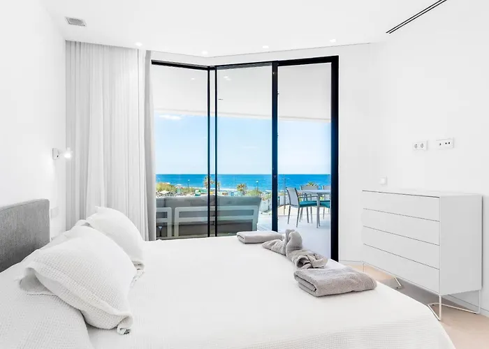 New Luxury First Line Sea View * Palm-mar