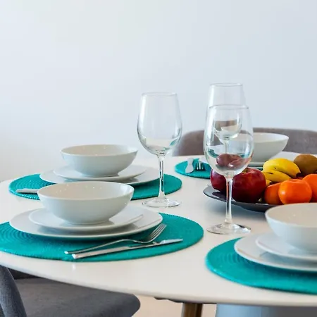 New Luxury First Line Sea View Apartament Palm-mar