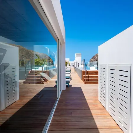 Apartmán New Luxury First Line Sea View Palm-mar