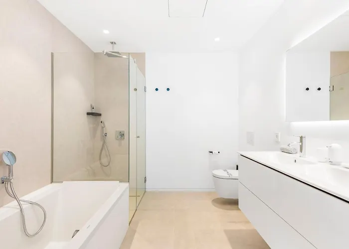 New Luxury First Line Sea View