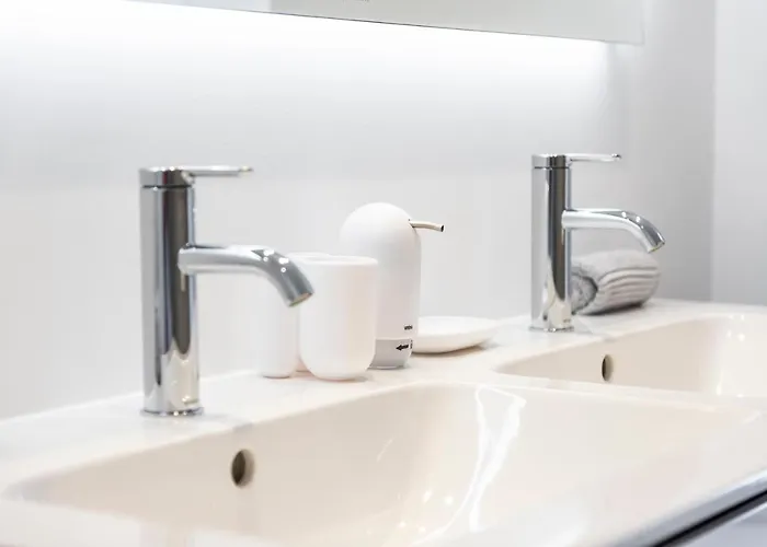 New Luxury First Line Sea View Palm-mar